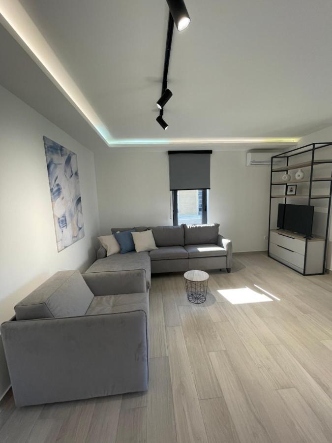 Dora Family Apartments บุดวา ภายนอก รูปภาพ