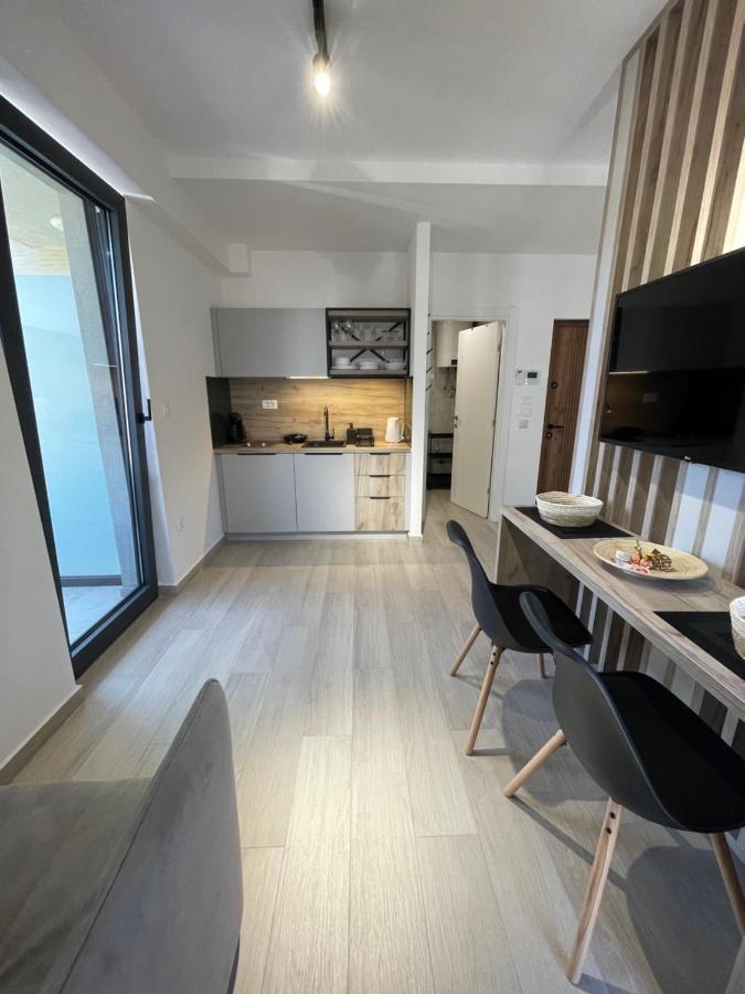 Dora Family Apartments บุดวา ภายนอก รูปภาพ