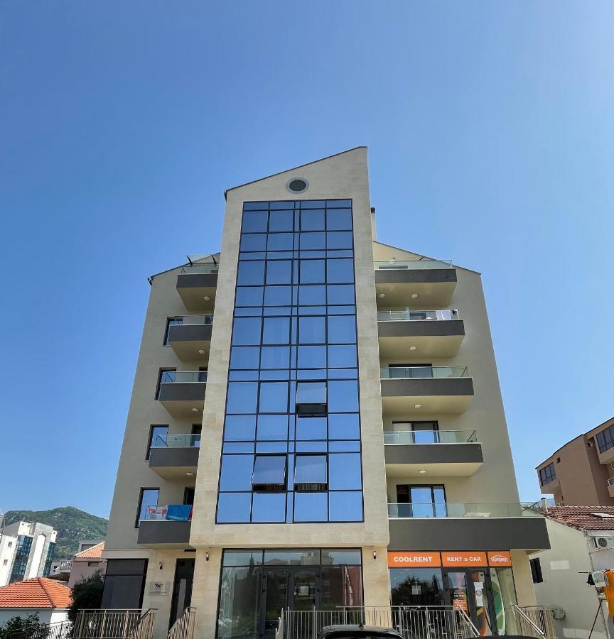 Dora Family Apartments บุดวา ภายนอก รูปภาพ